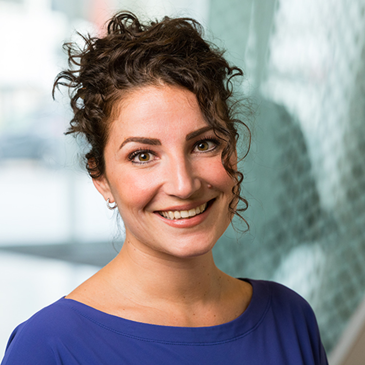 This is an image of Mariska Rimmelzwaan.