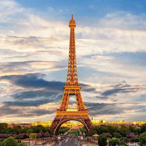 This slide displays Pixabay Eiffel Tower G59316b1f3 1920.